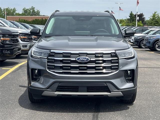 new 2025 Ford Explorer car