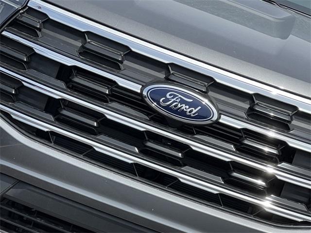 new 2025 Ford Explorer car
