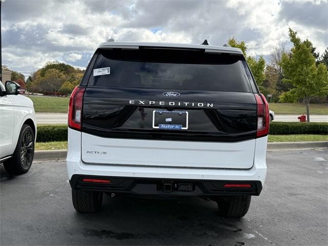 new 2025 Ford Expedition car, priced at $72,805