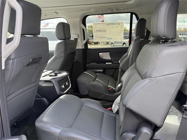 new 2025 Ford Expedition car, priced at $72,805