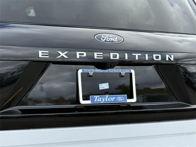 new 2025 Ford Expedition car, priced at $72,805