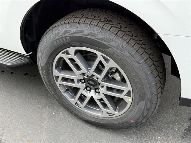 new 2025 Ford Expedition car, priced at $72,805