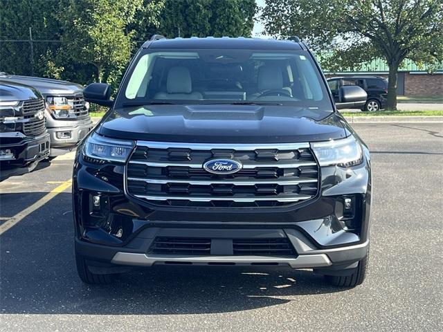 new 2025 Ford Explorer car