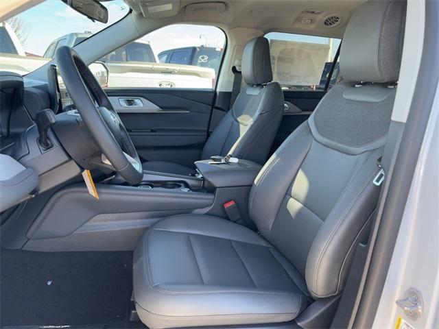 new 2025 Ford Explorer car