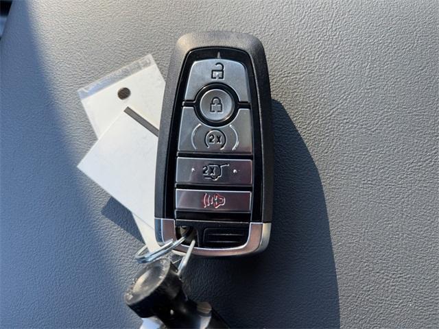 new 2025 Ford Explorer car