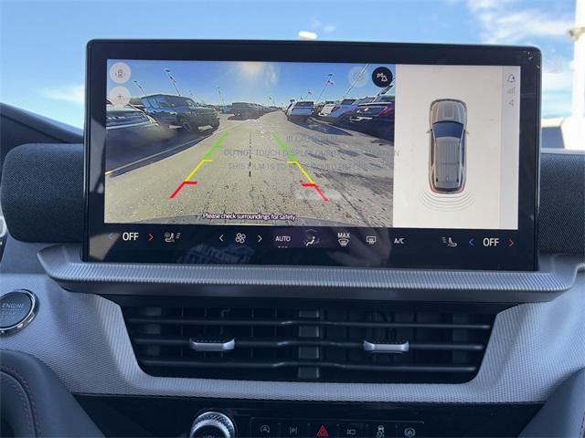 new 2025 Ford Explorer car
