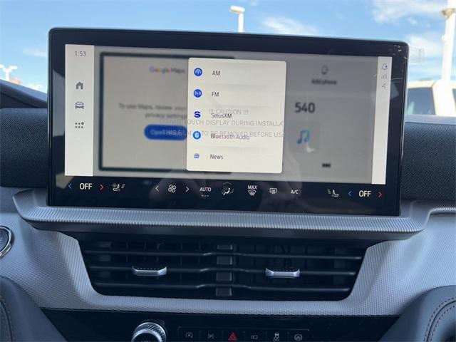 new 2025 Ford Explorer car