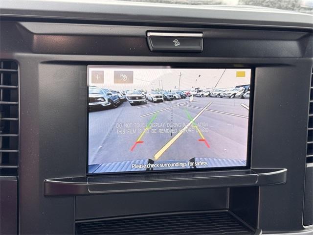 new 2025 Ford F-350 car