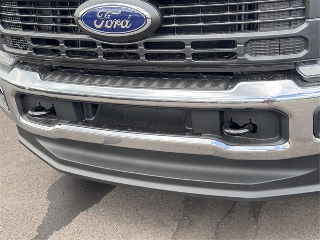 new 2025 Ford F-350 car