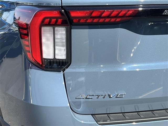new 2025 Ford Explorer car