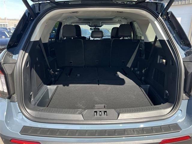 new 2025 Ford Explorer car