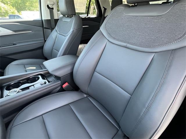 new 2025 Ford Explorer car