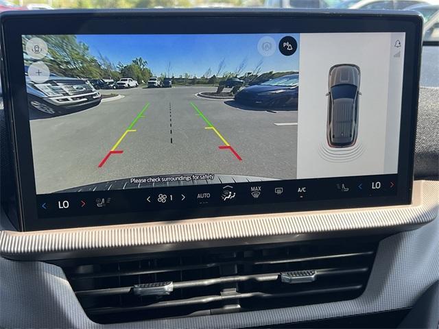 new 2025 Ford Explorer car