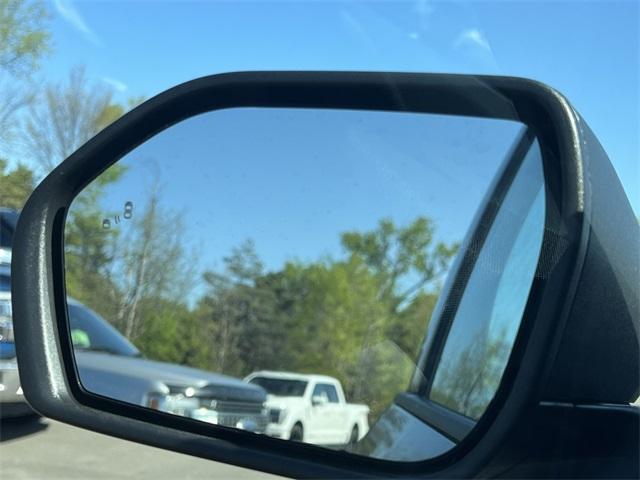 new 2025 Ford Explorer car