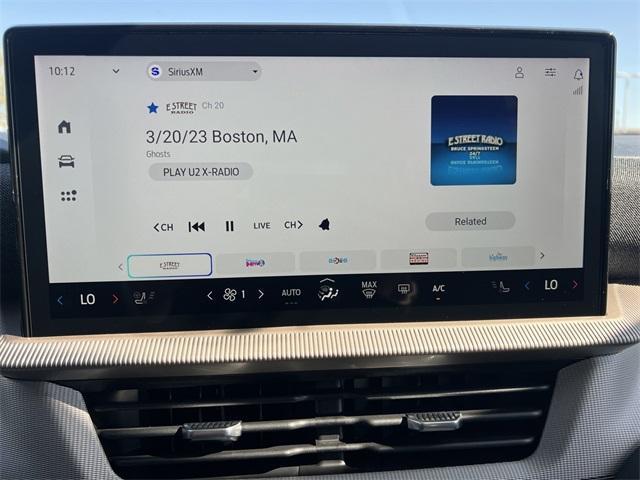 new 2025 Ford Explorer car
