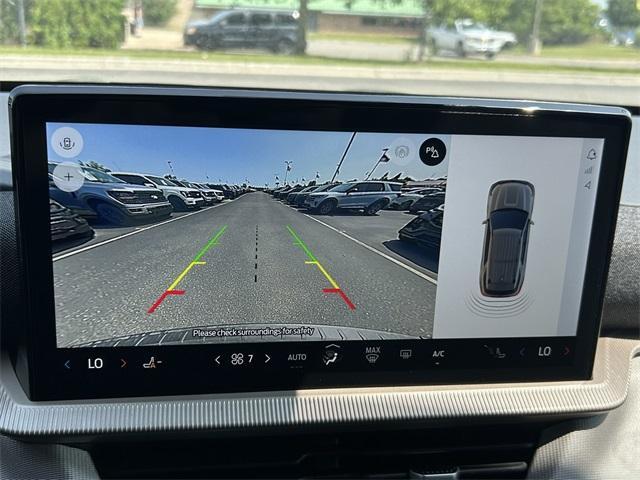 new 2025 Ford Explorer car