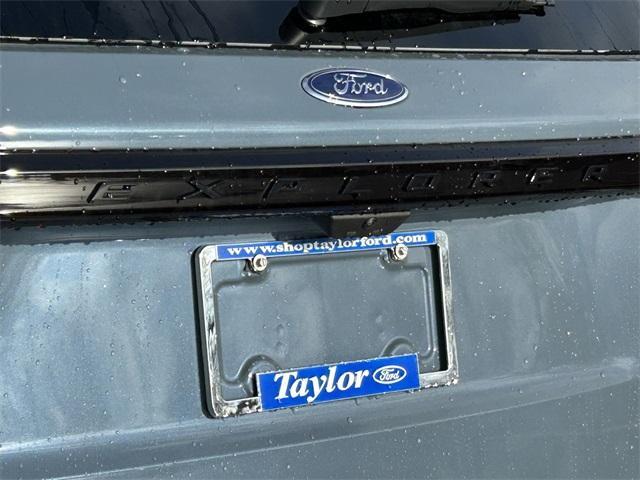 new 2025 Ford Explorer car