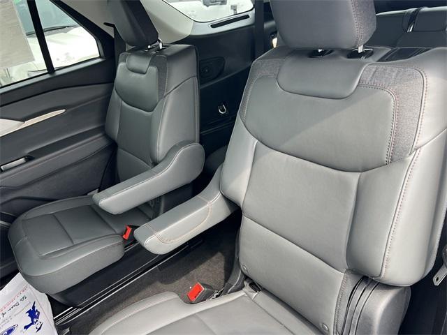 new 2025 Ford Explorer car