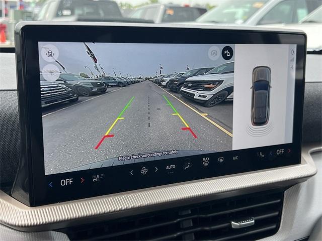 new 2025 Ford Explorer car