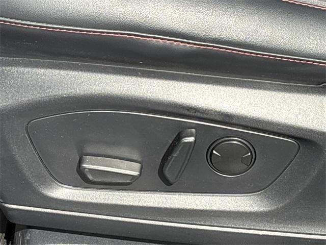 new 2025 Ford Explorer car