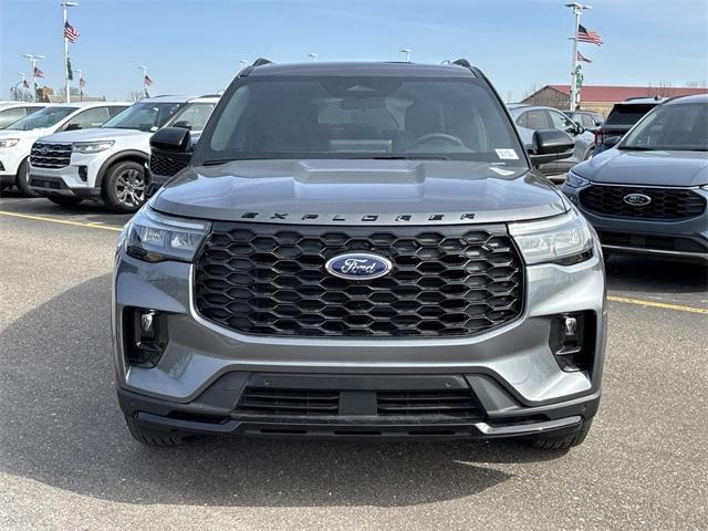 new 2025 Ford Explorer car