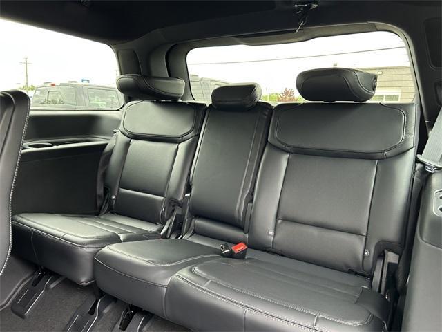 new 2025 Ford Expedition car