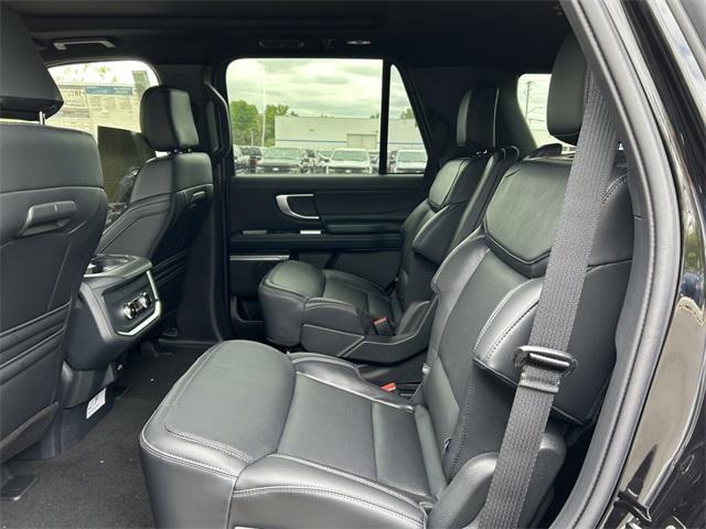 new 2025 Ford Expedition car