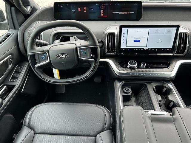 new 2025 Ford Expedition car