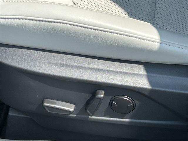 new 2025 Ford Mustang Mach-E car