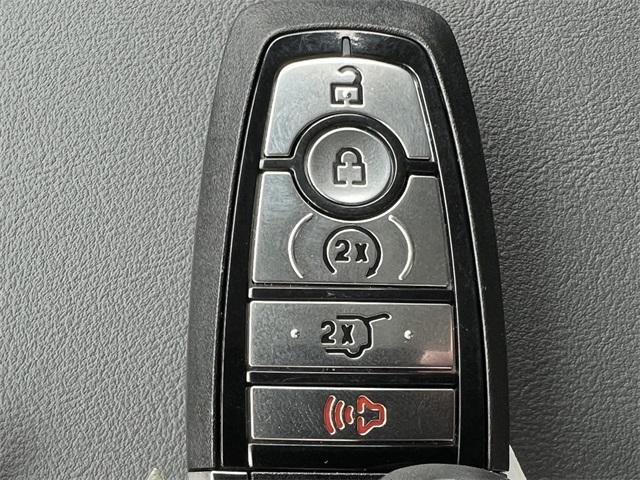 new 2025 Ford Explorer car