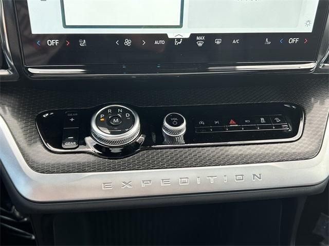 new 2025 Ford Expedition car