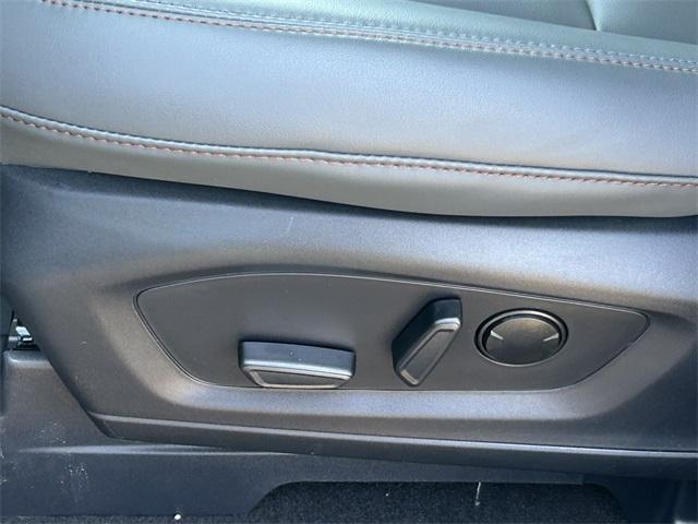 new 2025 Ford Explorer car