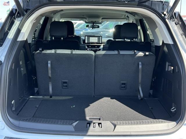 new 2025 Ford Explorer car
