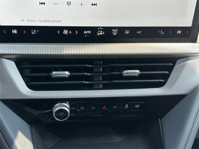 new 2025 Ford Explorer car
