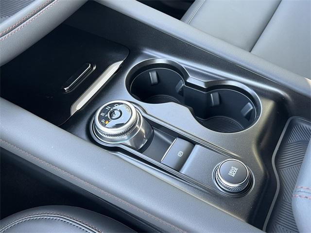 new 2025 Ford Explorer car