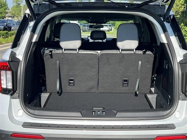new 2025 Ford Explorer car