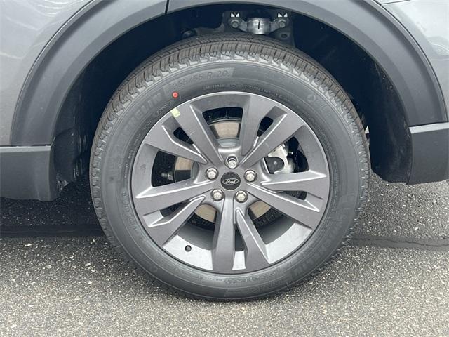new 2025 Ford Explorer car