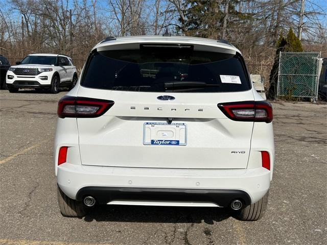 new 2024 Ford Escape car, priced at $33,194