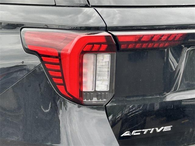 new 2025 Ford Explorer car