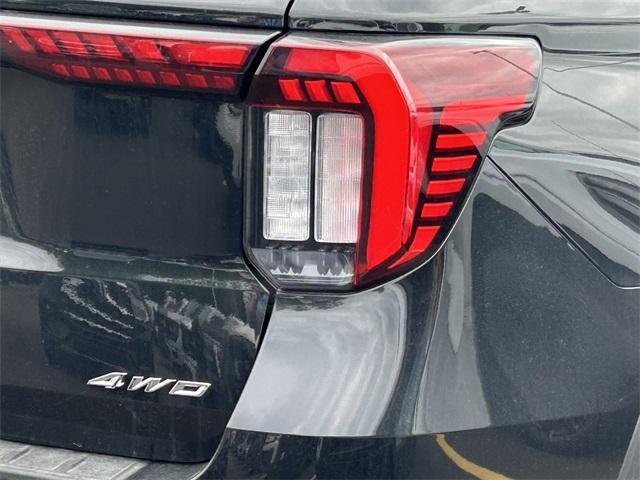 new 2025 Ford Explorer car