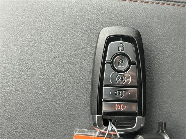 new 2025 Ford Explorer car