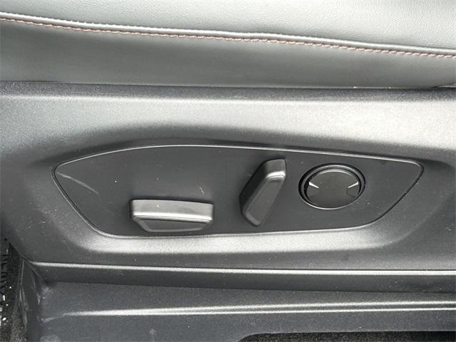new 2025 Ford Explorer car