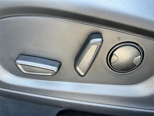 new 2025 Ford Explorer car