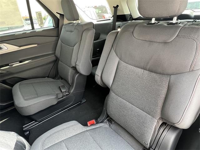 new 2025 Ford Explorer car