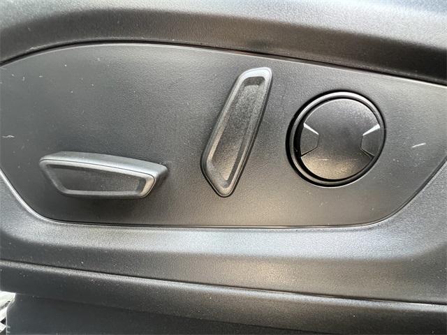 new 2025 Ford Explorer car