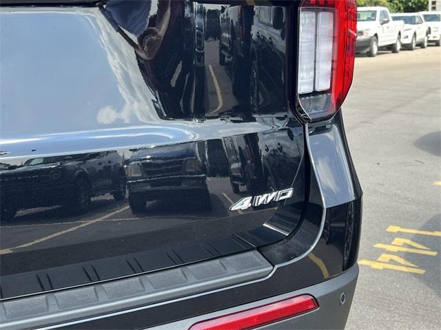 new 2025 Ford Explorer car