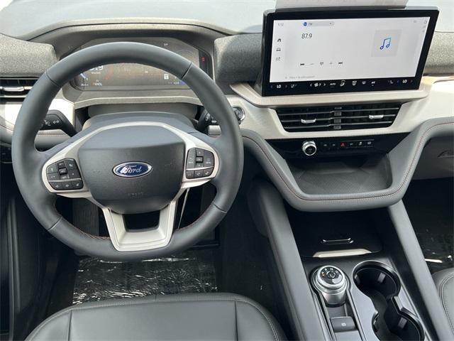 new 2025 Ford Explorer car