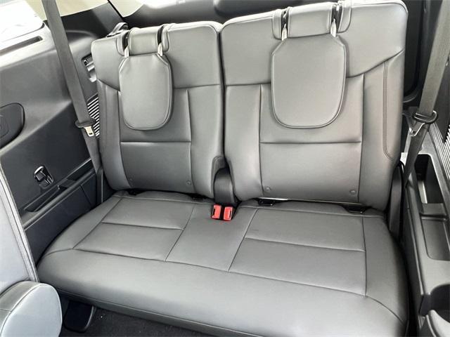 new 2025 Ford Explorer car