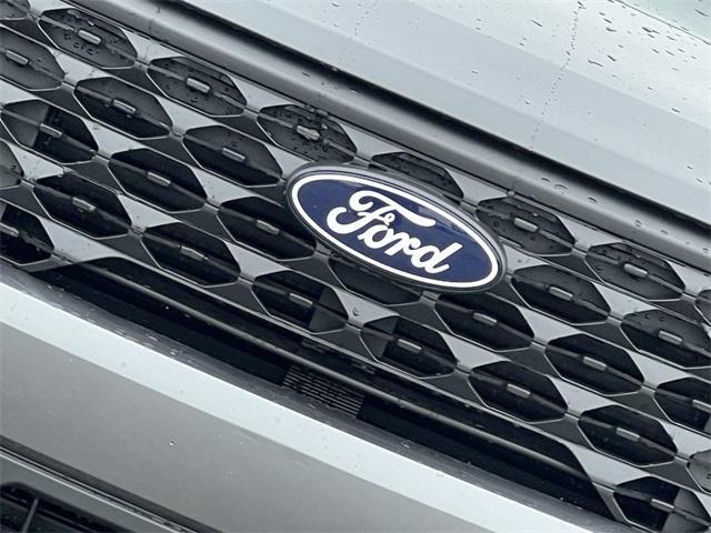 new 2025 Ford Maverick car
