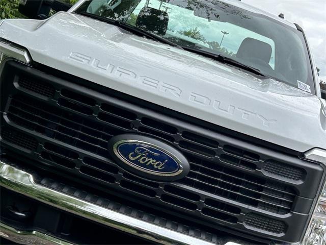 new 2024 Ford F-350 car, priced at $45,471